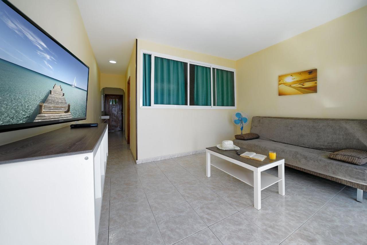 Strelitzias Appartement *